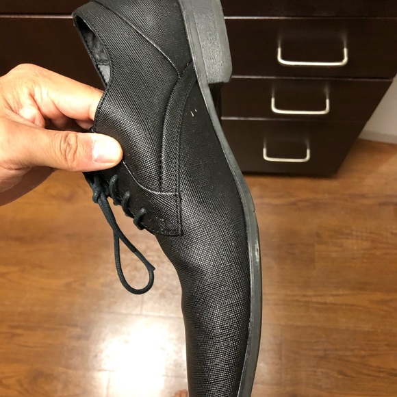 Calvin Klein Men’s Benton Weave Oxford - Picture 3 of 6